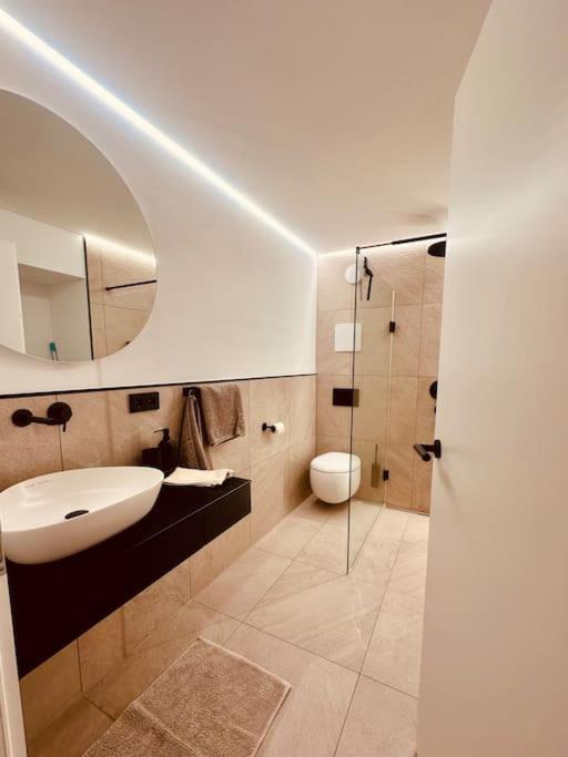 2 Zimmer Apartment Sindelfingen Boeblingen Calw Aidlingen Dış mekan fotoğraf
